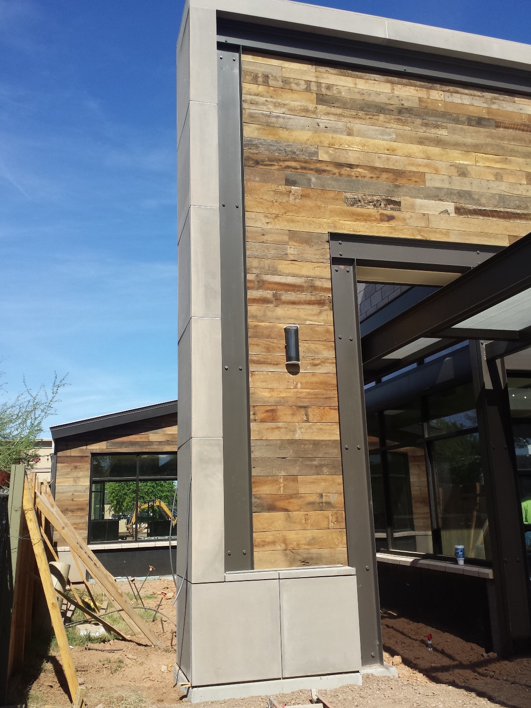 AAS Plant: Mesa Precast in Tempe, AZ | Architectural GFRC Panels Veneer Adding Accent to Wood and Steel Elevation - Gilbert Snooze Restaurant, AZ